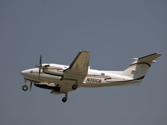 Beechcraft Premier 1 (N351CB) - Take off runway 26.