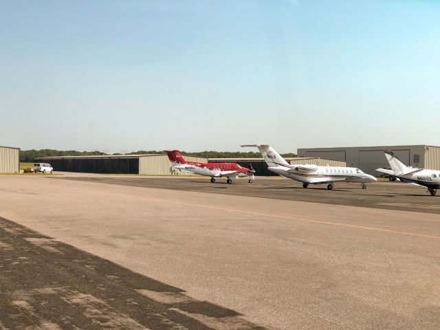 Beechcraft Super King Air 200 (N43GJ) - On line at PNS, Pensacola Aviation Center.  7/31/2019