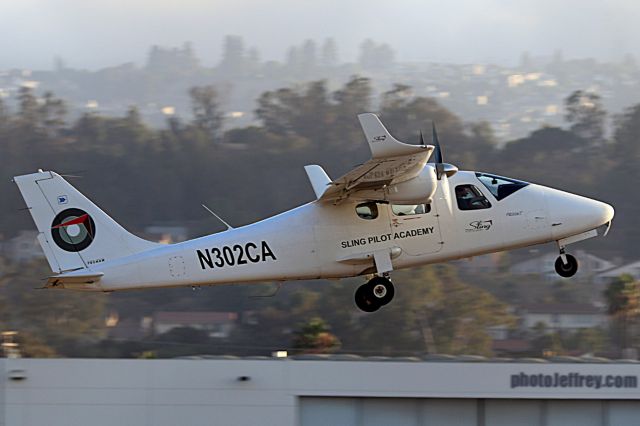 TECNAM P-2006T (N302CA)