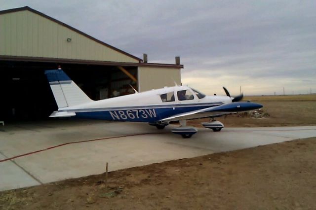 Piper Cherokee (N8673W)