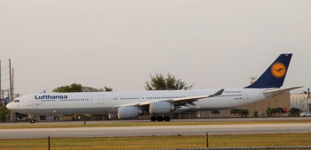 Airbus A340-600 (D-AIHE)