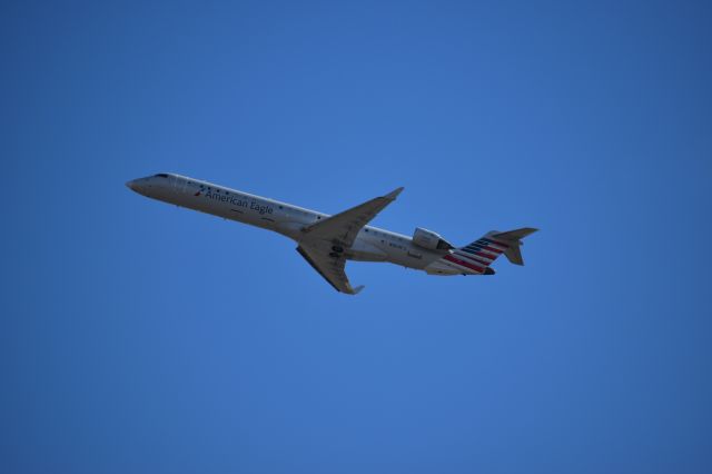 Canadair Regional Jet CRJ-900 (N904FJ) - Taken at the Founders Plaza, while plane spotting.