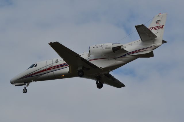 Cessna Citation Excel/XLS (N712GK) - KS AIR 3-7-12 IV LLC (The Keith Corporation) on final at KCLT - 10/14/18