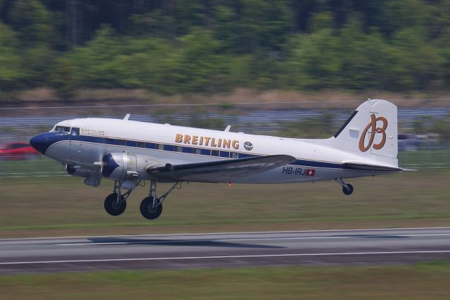 Douglas DC-3 (HB-IRJ)