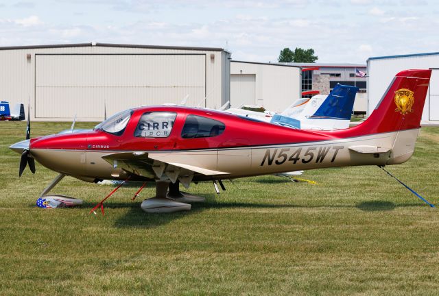 Cirrus SR-22 (N545WT)