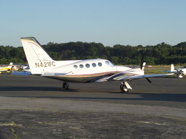 Cessna 421 (N421FC) - An occasional visitor to Fitchburg.