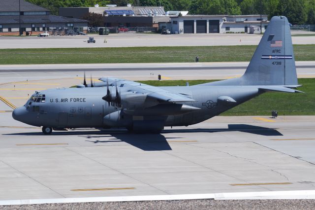 Lockheed C-130 Hercules (94-7318)