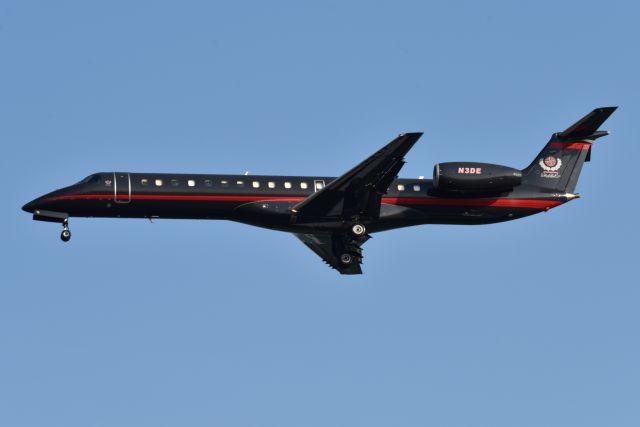 Embraer ERJ-145 (N3DE) - 23-R 08-11-23 bringing racing team members in for Brickyard Race. Dale Earnhardt team.