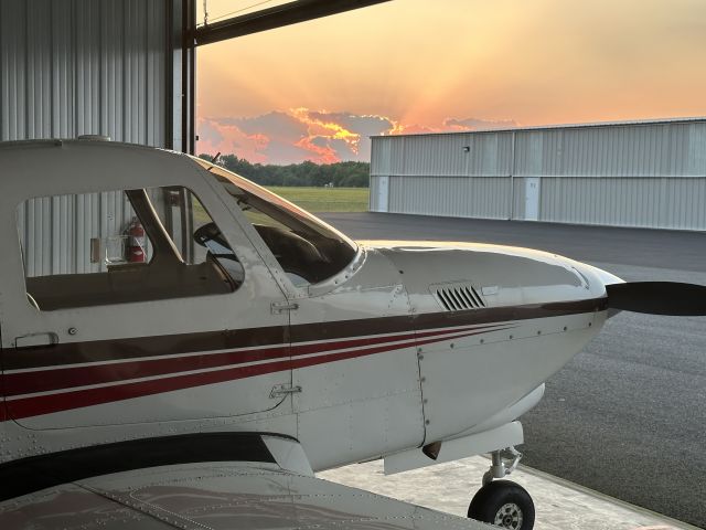 Piper Cherokee (N47632)
