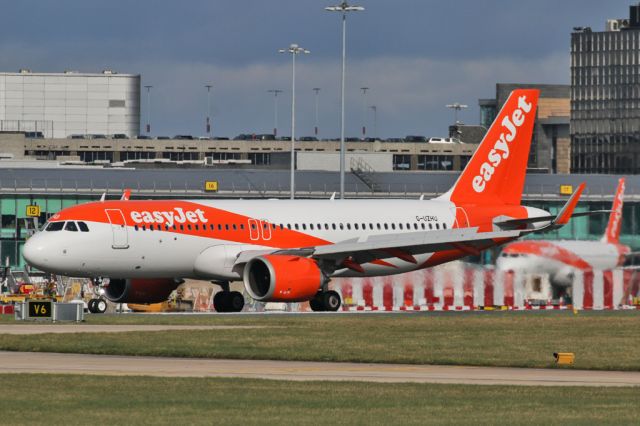 Airbus A320neo (G-UZHU) - EZY1850 arriving from Barcelona