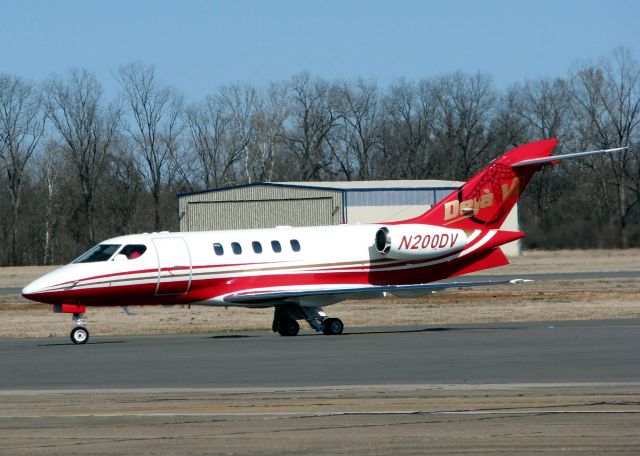 Emivest SJ30 (N200DV) - At Downtown Shreveport. 