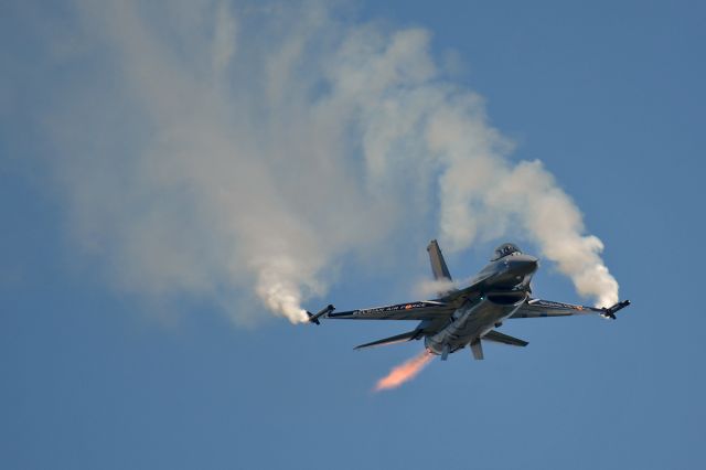 Lockheed F-16 Fighting Falcon (SFR123) - Airpower 2016