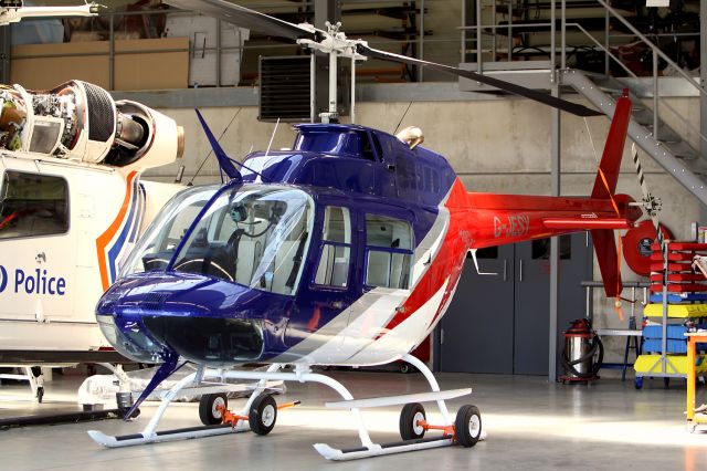 Bell JetRanger (G-JESY) - This one has got a new registration look at http://www.mst-aviation.nl/portal/modules.php?name=Forums&file=viewtopic&t=18183