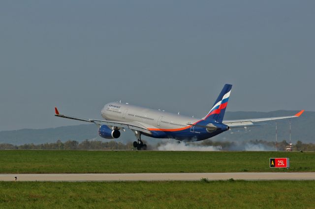 Airbus A330-300 (VQ-BPJ)