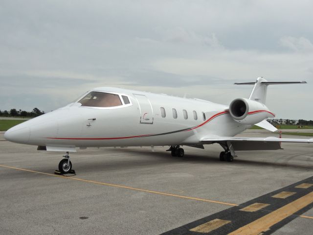 Learjet 60 (N294DD)