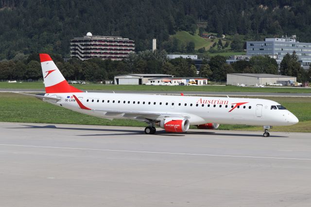 EMBRAER 195 (OE-LWM)