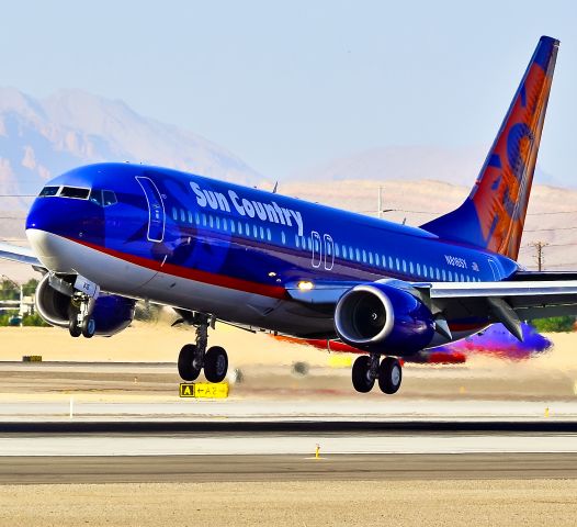 Boeing 737-800 (N816SY) - Sun Country Airlines N816SY Boeing 737-8Q8 Serial number: 30637  Las Vegas - McCarran International (LAS / KLAS) USA - Nevada, June 16, 2011 Photo: Tomás Del Coro