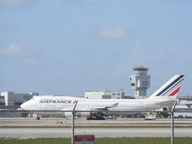 Boeing 747-400 (F-GITJ)