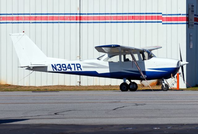 Cessna Skyhawk (N3947R)