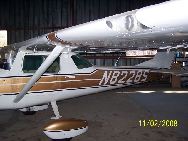 Cessna Commuter (N8228S) - Photo taken at Scott County, Oneida Tennessee airport in the "old" hangar. 