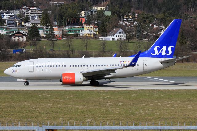 Boeing 737-700 (LN-TUK)