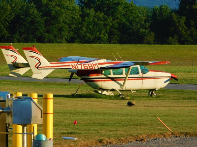 Cessna Super Skymaster (N1768M)