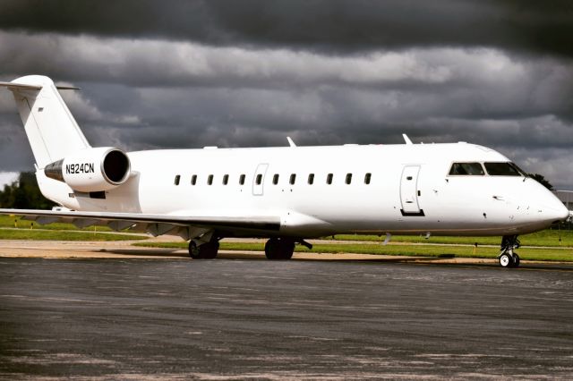 Canadair Regional Jet CRJ-200 (N924CN) - Year: 2000br /Make: Bombardierbr /Model: CRJ-200 (VIP)br /Opby: Contour Aviationbr /br /** First Photos of N924CN on FlightAware **