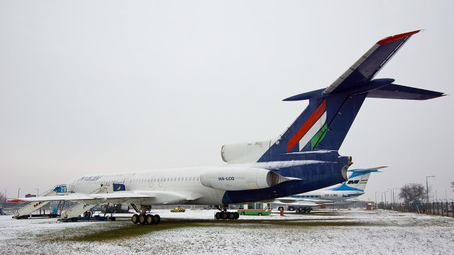 HA-LCG — - Tupolev Tu-154 B-2br /Malév Hungarian Airlinesbr /Hungary: Budapest - Ferihegy (BUD LHBP)