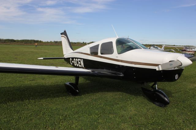 C-GCEN — - C-GCEN Piper PA-28-140 RVA Aéroport de Salaberry de Valleyfield QC. CSD3 29-09-2019.