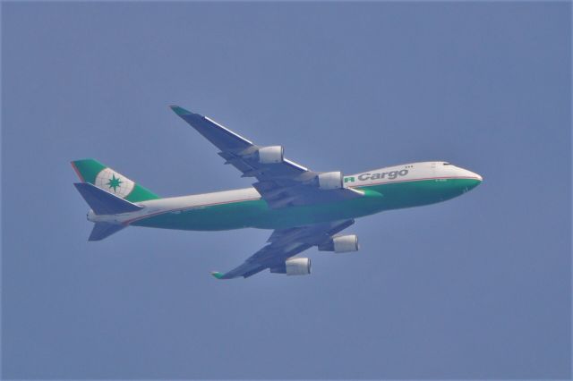 Boeing 747-400 (B-16483)