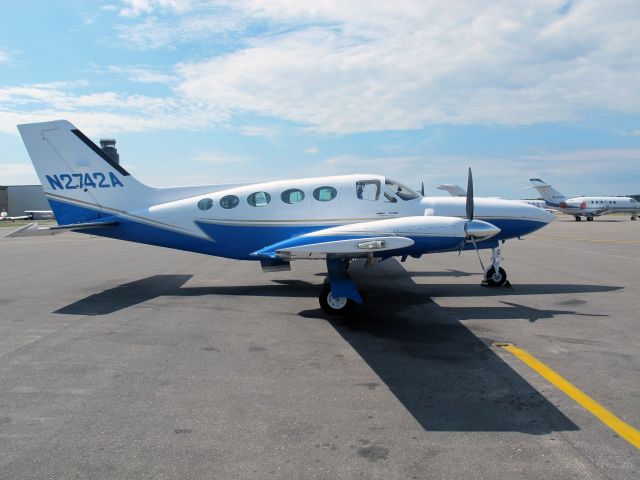 Cessna Chancellor (N2742A) - A very nice Aircraft. Pressurized.