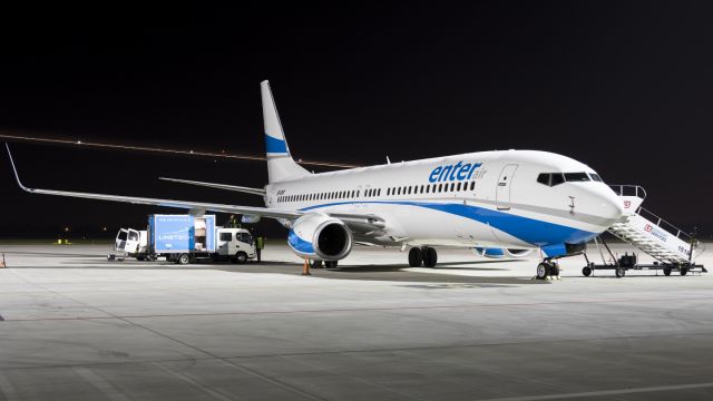 Boeing 737-800 (SP-ENT) - Night maintenance on EPWA