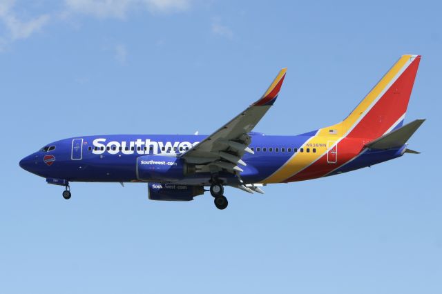 Boeing 737-700 (N938WN)