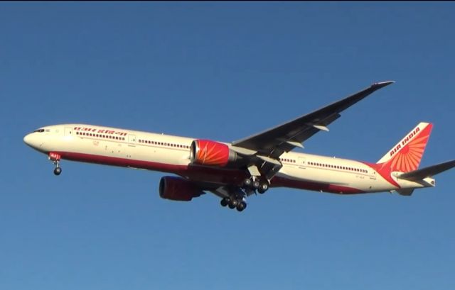 BOEING 777-300ER (VT-ALX) - Landing at EWR (4/4/19) with a big flock of people sponsored by Indian Idol Team for a concert in Eagle Bank Arena (4/5/19) with people like Ashutosh Sanghvi, Clinton Charles D’Cunha, Vibhor Parashar, Kunal Pandit, etc, as well as the beautiful singing sensations Neha Kakkar and Sonu Nigam 