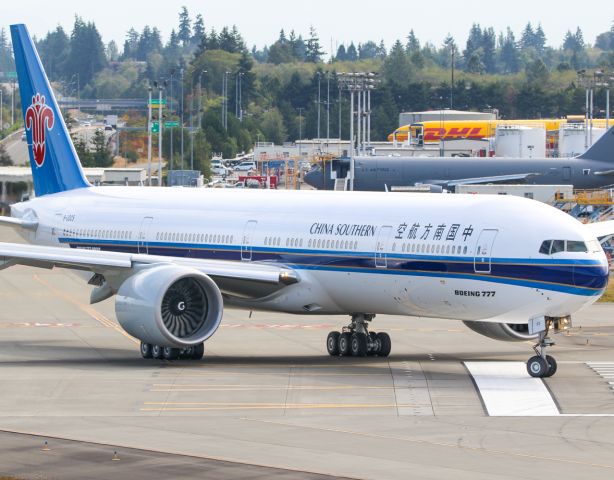 BOEING 777-300ER (B-20C5)