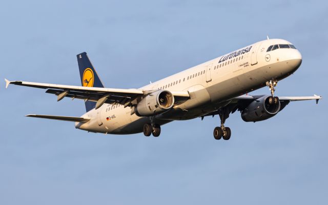 Airbus A321 (D-AISL)
