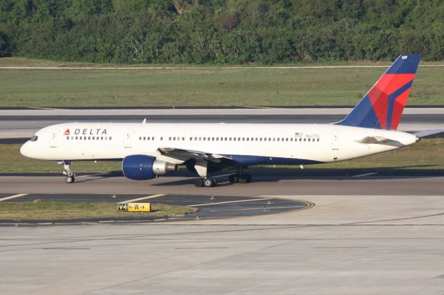 Boeing 757-200 (N637DL) - Delta Flight 969 (N637DL) taxis for departure from Tampa International Airport