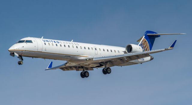 Canadair Regional Jet CRJ-700 (N712SK)