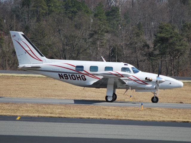 Piper Cheyenne 2 (N910HG) - AIR PARTNERS LLC taxiing at KJQF - 2/25/10