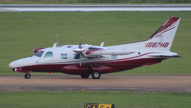 Mitsubishi MU-2 (N687HB)