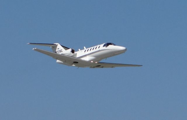 Cessna Citation CJ2+ (N721SC) - Taking off 13