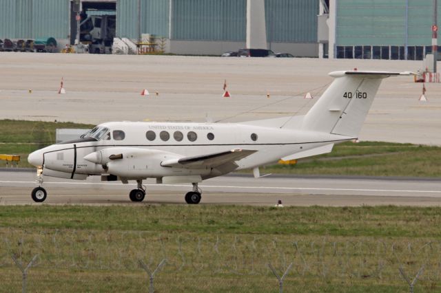 Beechcraft Super King Air 200 (84-0160)