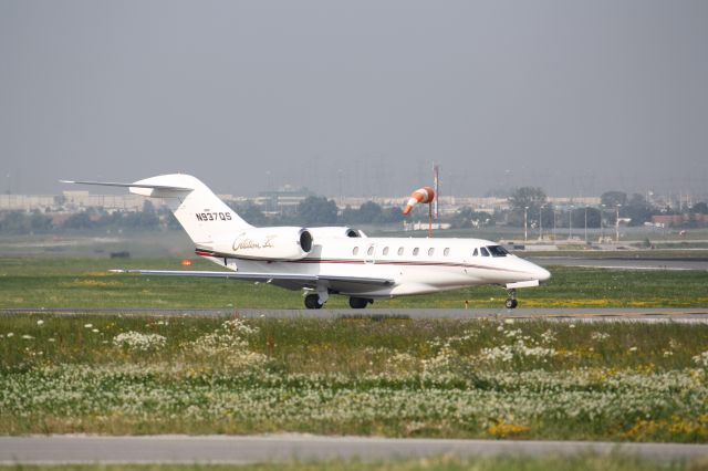 Cessna Citation X (N937QS) - Morning departure from Lester B.Pearson Intl Airport..