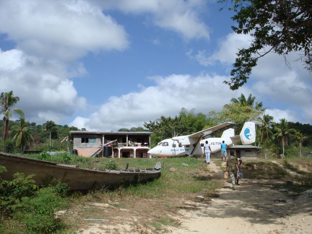 Antonov An-28 (PZ-TSN)