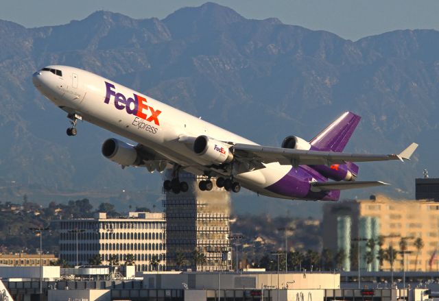 Boeing MD-11 (N614FE)
