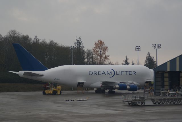 Boeing 747-200 (N718BA) - Boeing B747-4H6(LCF) cn27042