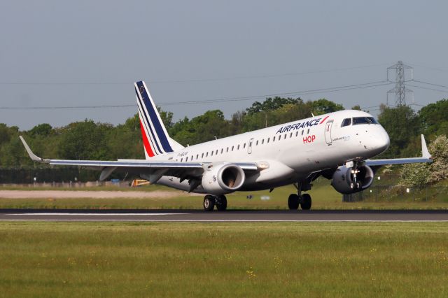 Embraer ERJ-190 (F-HBLM) - AF1668 arriving from Paris CDG. 