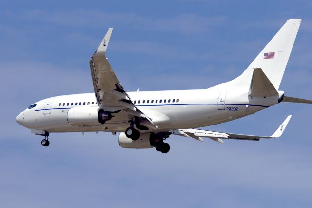 02-0202 — - 22 approach with FLOTUS on board.