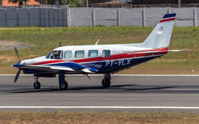 Piper PA-31T3-500 T-1040 (PT-VLX) - NO LIMITS TAXI AEREO