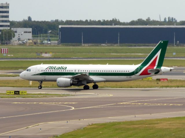 Airbus A320 (EI-EIB)